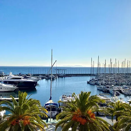 Hyeber Pour 2 Personnes Avec Vue Panoramique, Sur Le Port D'hyeres * Hyères